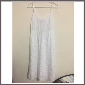 Fit & flare women’s white cami midi dress sz small